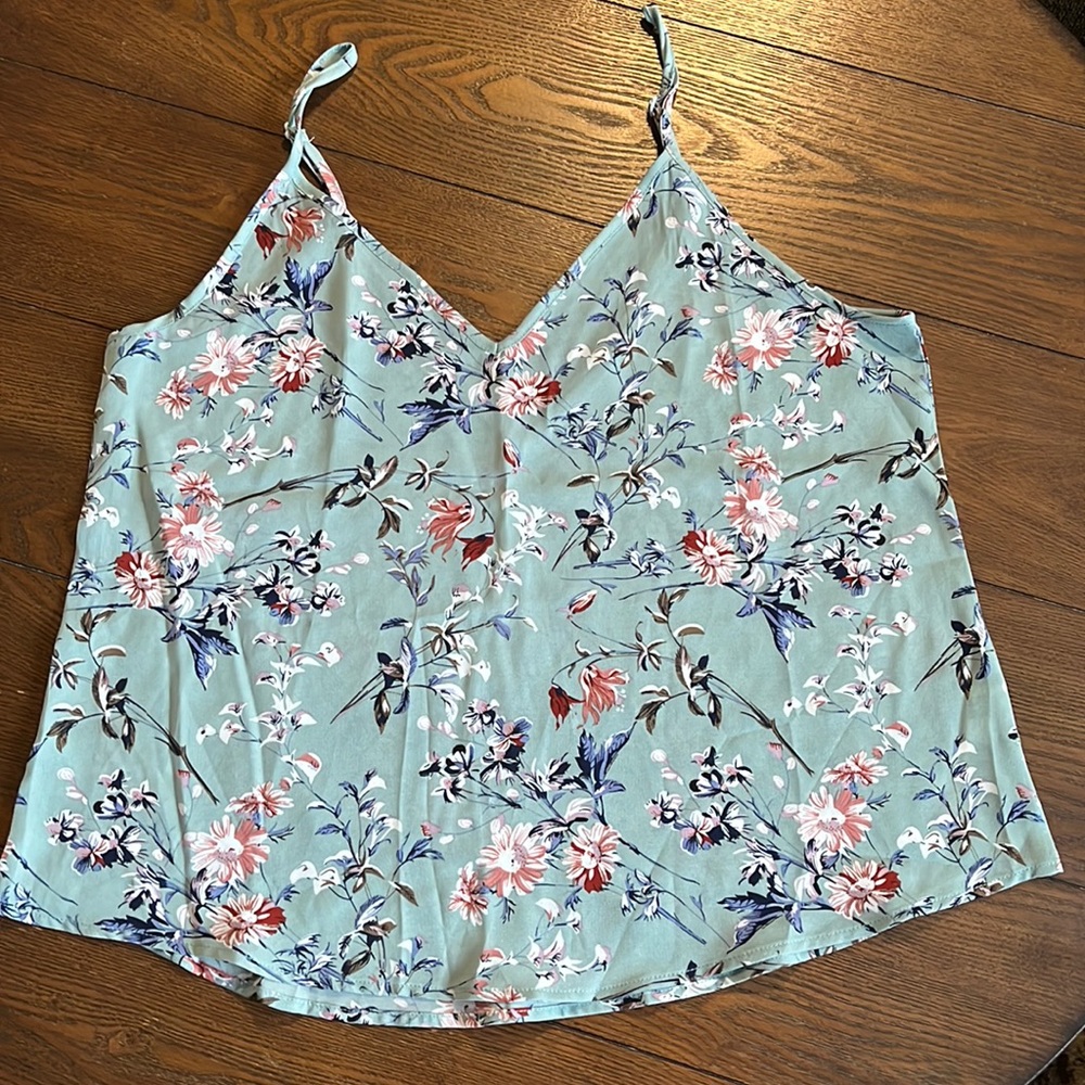 Xl floral tank
